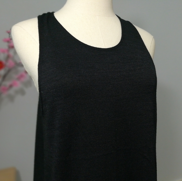 * Aritzia Wilfred Free Stretch Jersey Ornella Tank - Picture 3 of 16